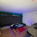 아파트 2 Avec Jacuzzi