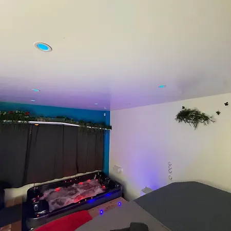 Lägenhet 2 Avec Jacuzzi