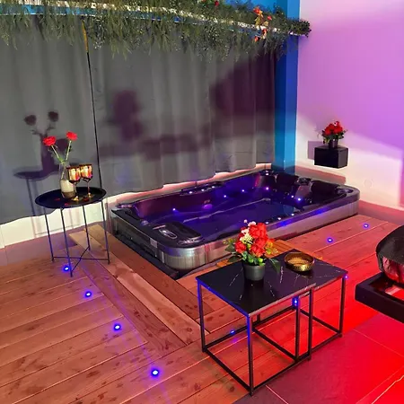 Love 2 Sans Jacuzzi Probleme De Pompe شقة آجد