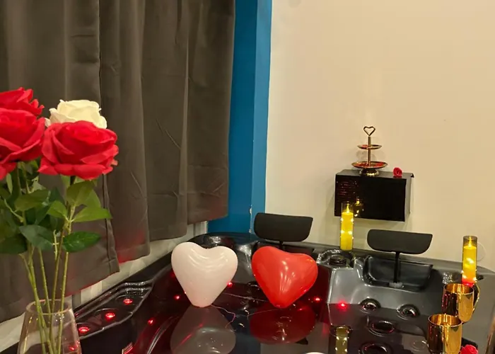 2 Avec Jacuzzi Appartement *